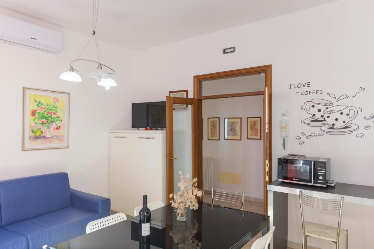 Residenza Bellavista - Helloelba Appartement Capoliveri  Buitenkant foto
